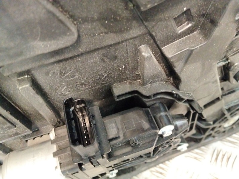 Recambio de elevalunas delantero derecho para kia niro (de) 1.6 gdi hybrid referencia OEM IAM 82481G5010  