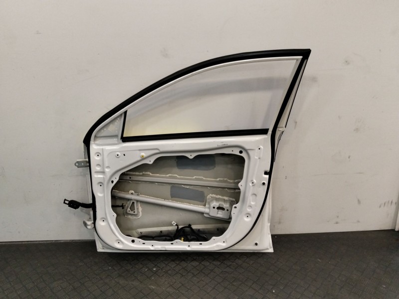 Recambio de puerta delantera derecha para kia niro (de) 1.6 gdi hybrid referencia OEM IAM 76004G5000  