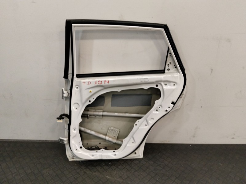 Recambio de puerta trasera derecha para kia niro (de) 1.6 gdi hybrid referencia OEM IAM 77004G5000  