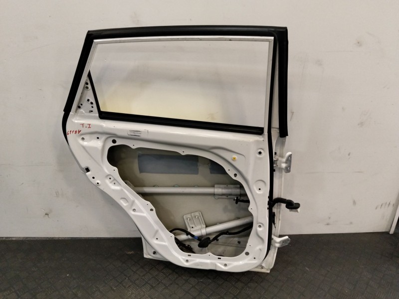 Recambio de puerta trasera izquierda para kia niro (de) 1.6 gdi hybrid referencia OEM IAM 77003G5000  