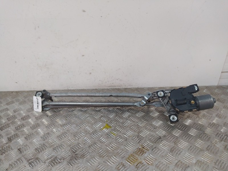 Recambio de motor limpia delantero para volvo c30 2.0 diesel cat referencia OEM IAM 30699342  