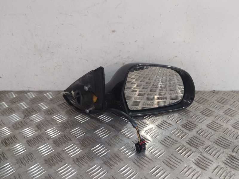 Recambio de retrovisor derecho para audi a4 b8 (8k2) 2.7 tdi referencia OEM IAM E1020931  