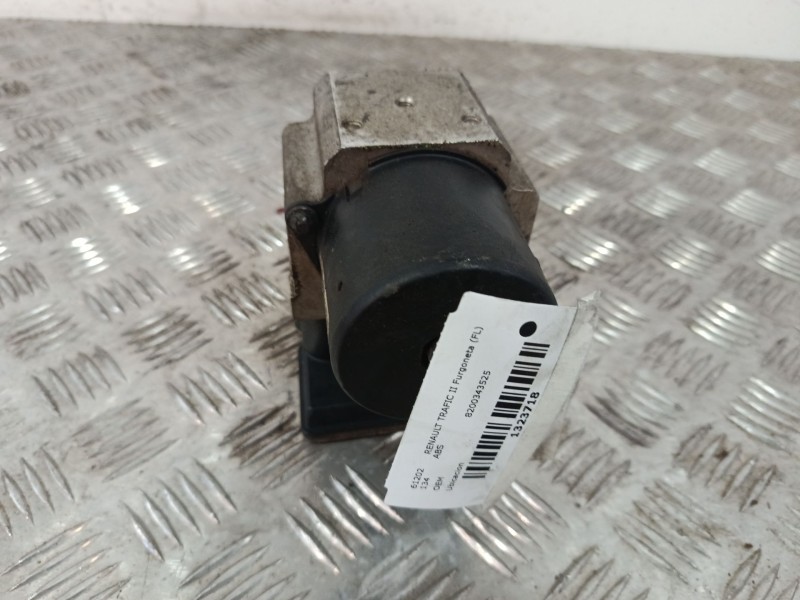 Recambio de abs para renault trafic ii furgoneta (fl) 1.9 dci 100 (fl0c) referencia OEM IAM 8200343525 93852852 