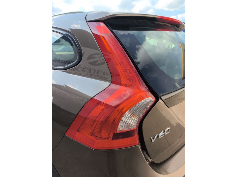 Recambio de piloto trasero izquierdo para volvo v60 i cross country (157) d4 referencia OEM IAM 31395928  