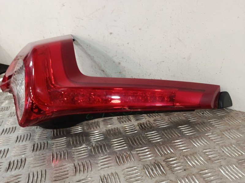 Recambio de piloto trasero izquierdo para volvo v60 i cross country (157) d4 referencia OEM IAM 31395928  