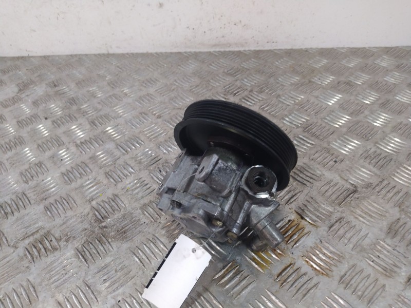 Recambio de bomba direccion para mercedes-benz clase c (w203) c 220 cdi (203.006) referencia OEM IAM 91208  