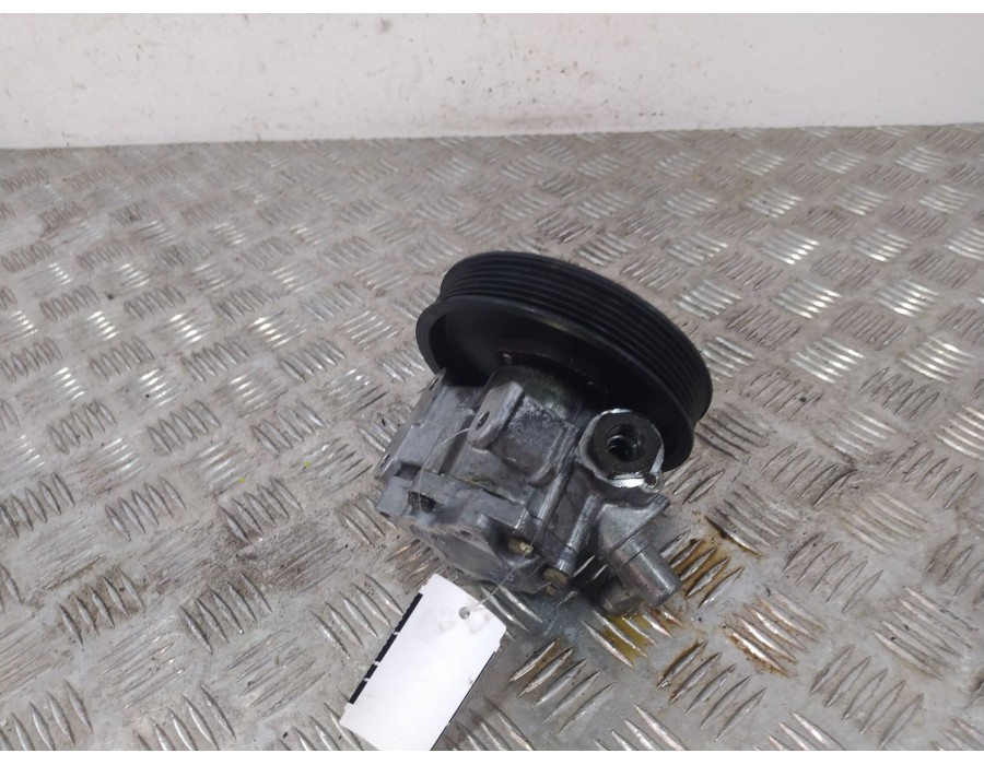 Recambio de bomba direccion para mercedes-benz clase c (w203) c 220 cdi (203.006) referencia OEM IAM 91208  