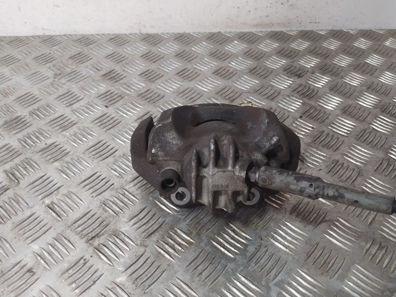 Recambio de pinza freno delantera derecha para citroën c4 lim. 1.6 16v referencia OEM IAM 4400V8 9675935480 