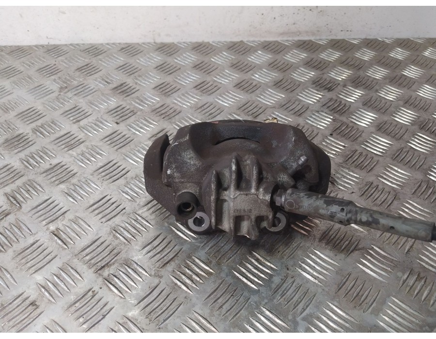 Recambio de pinza freno delantera derecha para citroën c4 lim. 1.6 16v referencia OEM IAM 4400V8 9675935480 