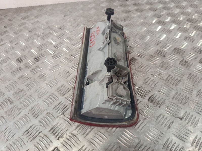 Recambio de piloto trasero izquierdo para ford tourneo connect 1.8 tdci referencia OEM IAM 4311965L  