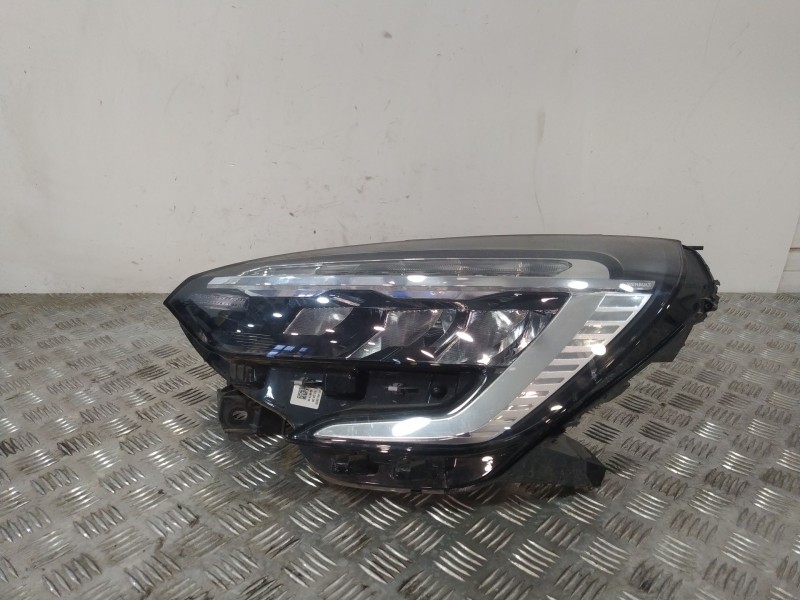 Recambio de faro izquierdo para renault clio v (b7_) 1.0 tce 100 (b7mt) referencia OEM IAM 260609987R  