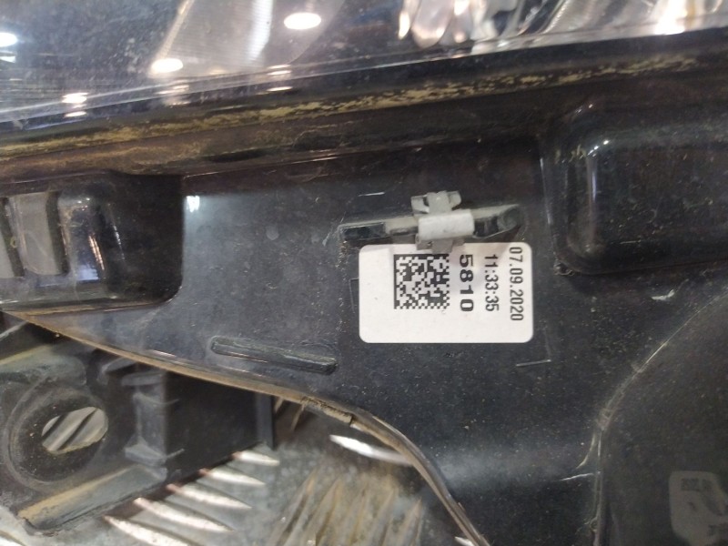 Recambio de faro izquierdo para renault clio v (b7_) 1.0 tce 100 (b7mt) referencia OEM IAM 260609987R  