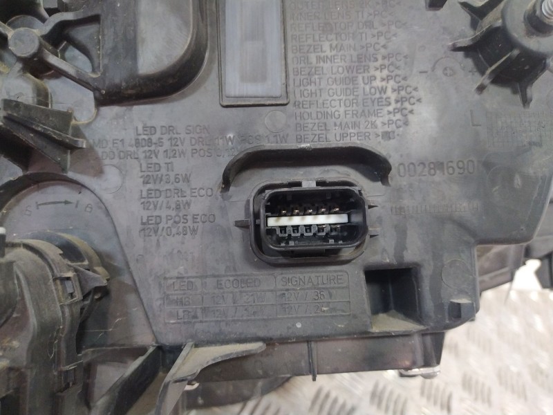 Recambio de faro izquierdo para renault clio v (b7_) 1.0 tce 100 (b7mt) referencia OEM IAM 260609987R  