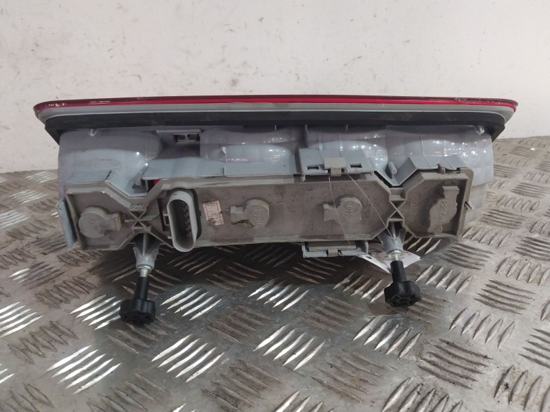 Recambio de piloto trasero derecho para ford tourneo connect 1.8 tdci referencia OEM IAM 9T1613404AD  