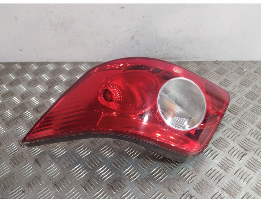 Recambio de piloto trasero derecho para renault megane ii coupé-cabriolet (em0/1_) 2.0 referencia OEM IAM 8200142687  
