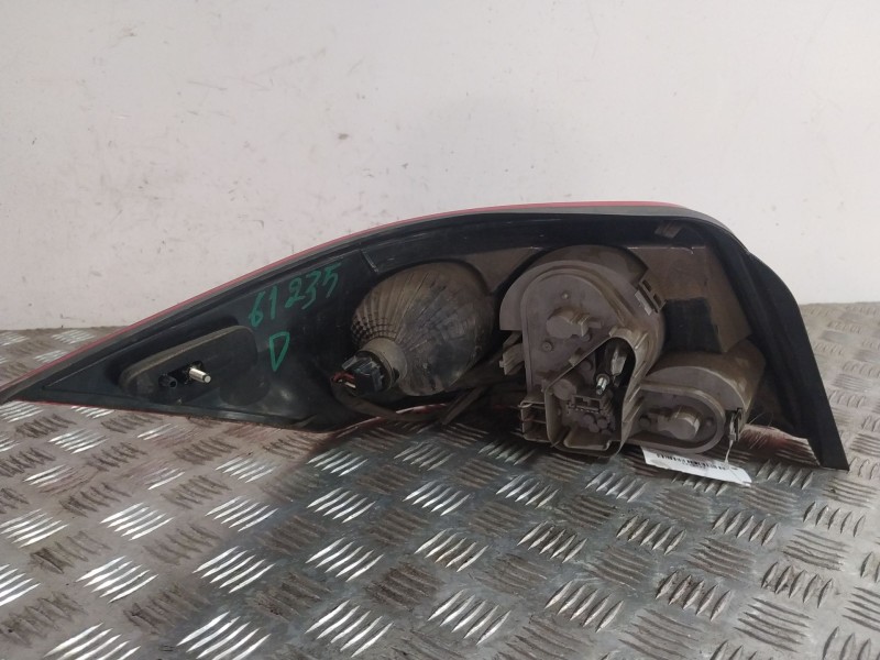 Recambio de piloto trasero derecho para renault megane ii coupé-cabriolet (em0/1_) 2.0 referencia OEM IAM 8200142687  