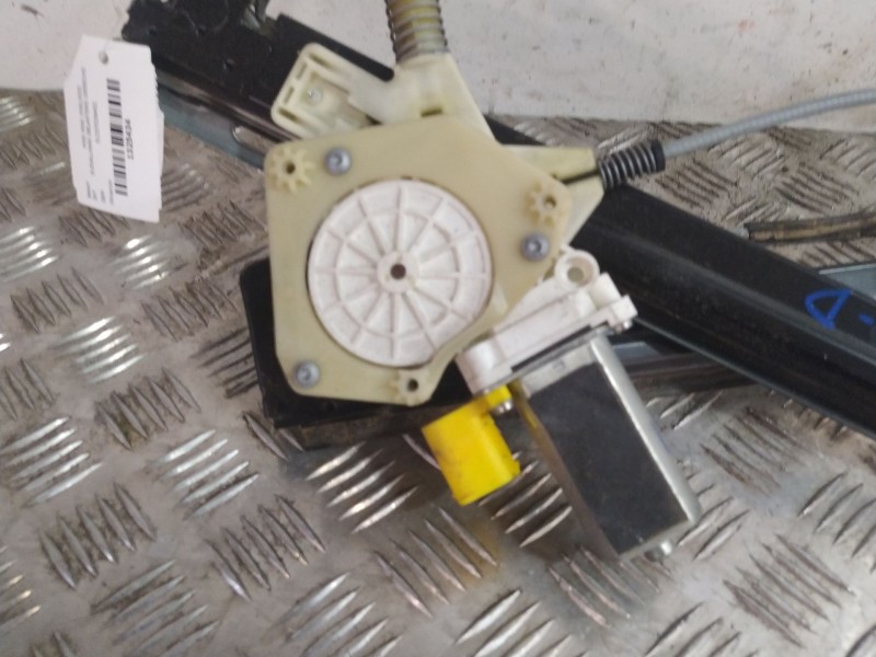 Recambio de elevalunas delantero derecho para mini mini (r50,r53) 1.6 16v cat referencia OEM IAM 51337039452  