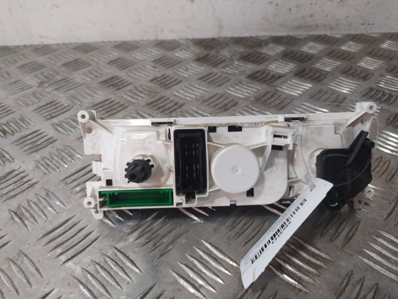 Recambio de mando climatizador para mini mini (r50,r53) 1.6 16v cat referencia OEM IAM 64111502214  