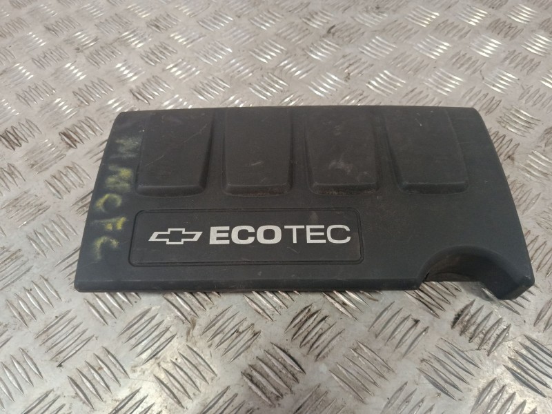 Recambio de tapa motor para chevrolet aveo berlina hatchback referencia OEM IAM 55568393 55561431 