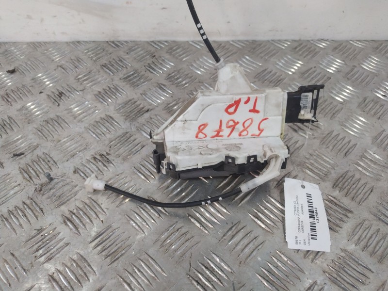 Recambio de cerradura puerta trasera derecha para citroën c3 referencia OEM IAM A048069  