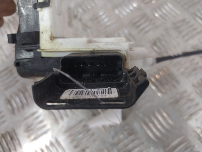 Recambio de cerradura puerta trasera derecha para citroën c3 referencia OEM IAM A048069  