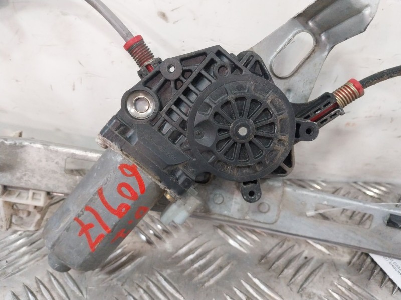 Recambio de elevalunas delantero izquierdo para peugeot 206 hatchback (2a/c) 1.4 i referencia OEM IAM 9221G0  