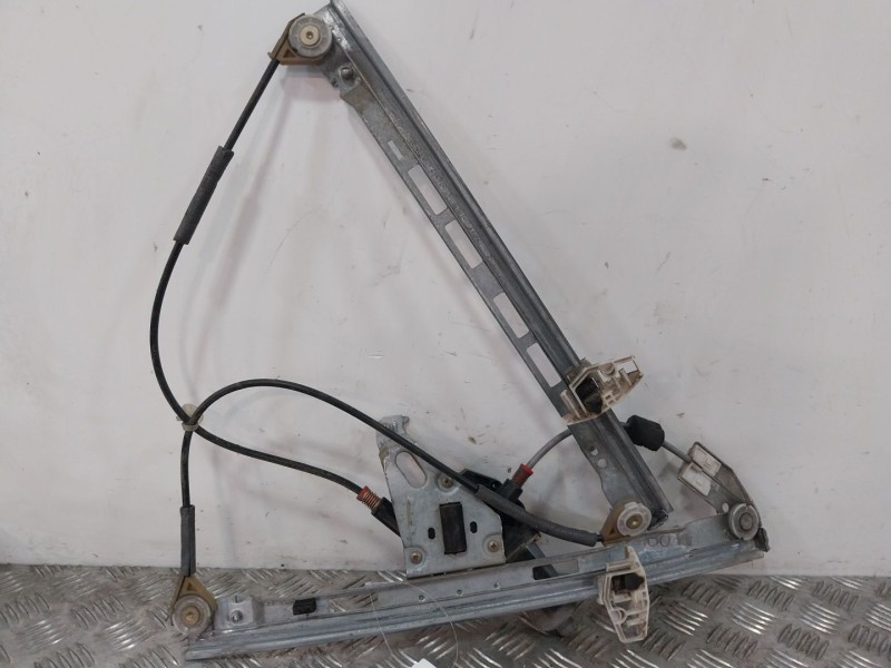 Recambio de elevalunas delantero izquierdo para peugeot 206 hatchback (2a/c) 1.4 i referencia OEM IAM 9221G0  