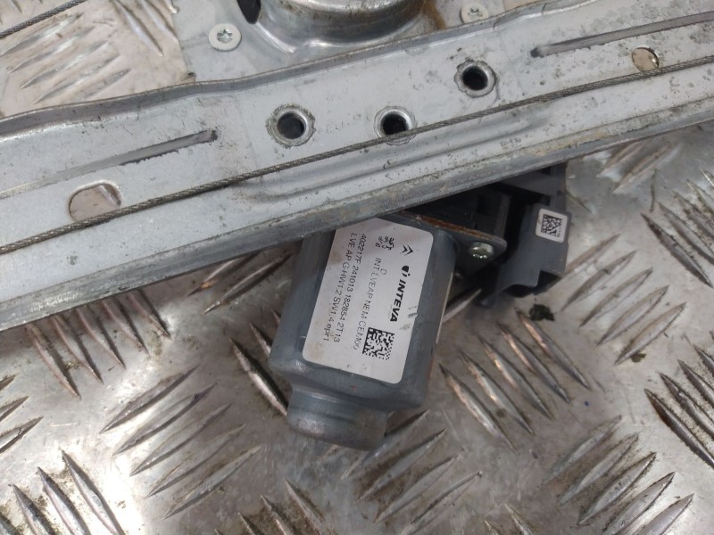 Recambio de elevalunas delantero izquierdo para citroën c3 referencia OEM IAM 963912  
