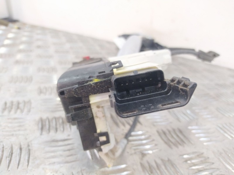 Recambio de cerradura puerta trasera izquierda para citroën c3 referencia OEM IAM 9812398580  