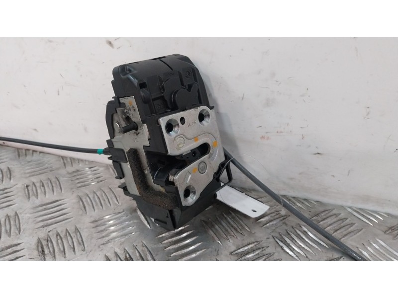 Recambio de cerradura puerta trasera izquierda para nissan qashqai (j10) 2.0 16v cat referencia OEM IAM PBT30GF  