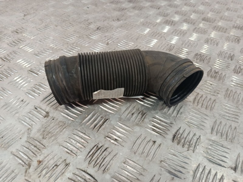 Recambio de tubo intercooler para volkswagen golf v (1k1) 1.9 tdi referencia OEM IAM 1K0129684E  