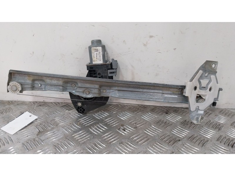 Recambio de elevalunas delantero derecho para citroën c4 lim. 1.6 16v referencia OEM IAM 121786AVD  