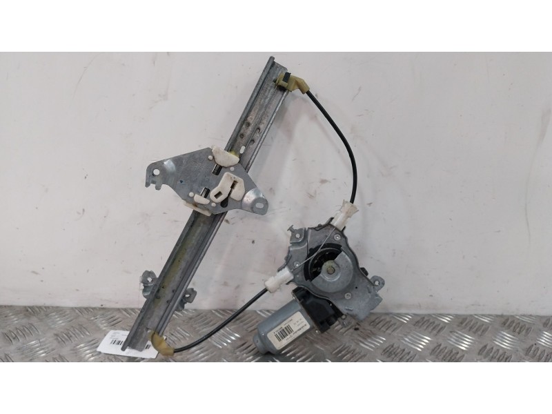 Recambio de elevalunas trasero izquierdo para nissan qashqai (j10) 2.0 16v cat referencia OEM IAM 402191A  