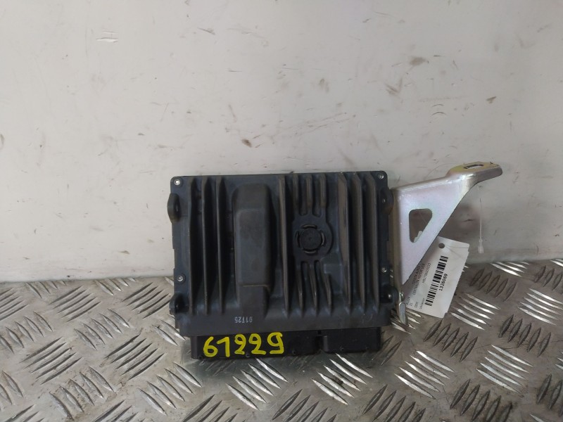 Recambio de centralita motor uce para toyota auris (_e18_) 1.2 (nre185_) referencia OEM IAM MB2756005533  