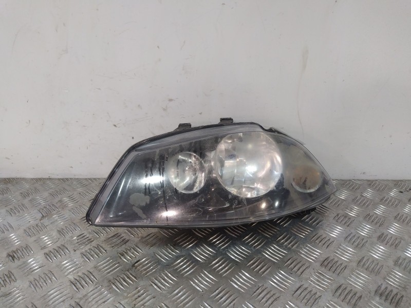 Recambio de faro izquierdo para seat ibiza iii (6l1) 1.4 16v referencia OEM IAM 6L1941005A  