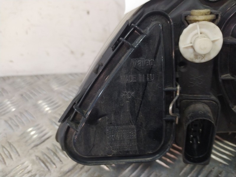 Recambio de faro izquierdo para seat ibiza iii (6l1) 1.4 16v referencia OEM IAM 6L1941005A  