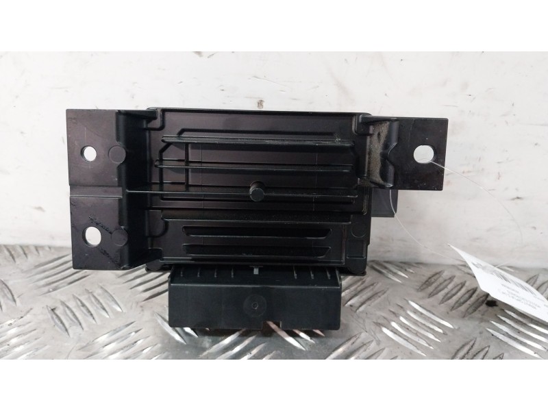 Recambio de modulo electronico para renault captur ii (hf_) tce 160 (hfn1) referencia OEM IAM 293A03826R  