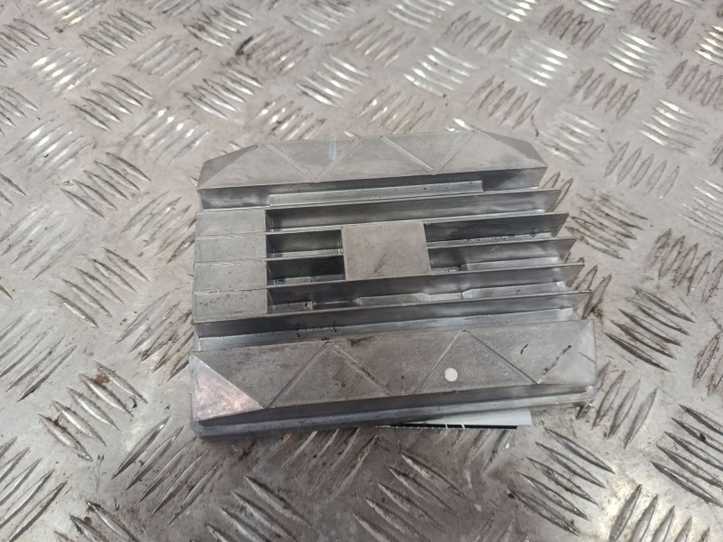 Recambio de modulo electronico para renault captur ii (hf_) tce 160 (hfn1) referencia OEM IAM 293A03826R  
