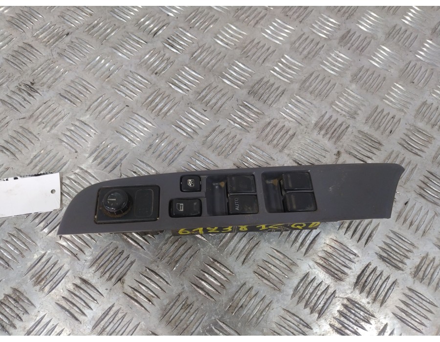 Recambio de mando elevalunas delantero izquierdo para nissan pick up (d22) 2.5 dci 4wd referencia OEM IAM 25401VJ560  