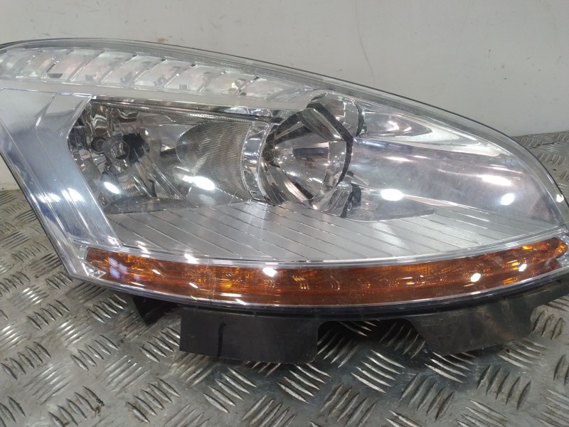 Recambio de faro derecho para citroën c4 grand picasso i (ua_) 1.6 hdi referencia OEM IAM 16298200  