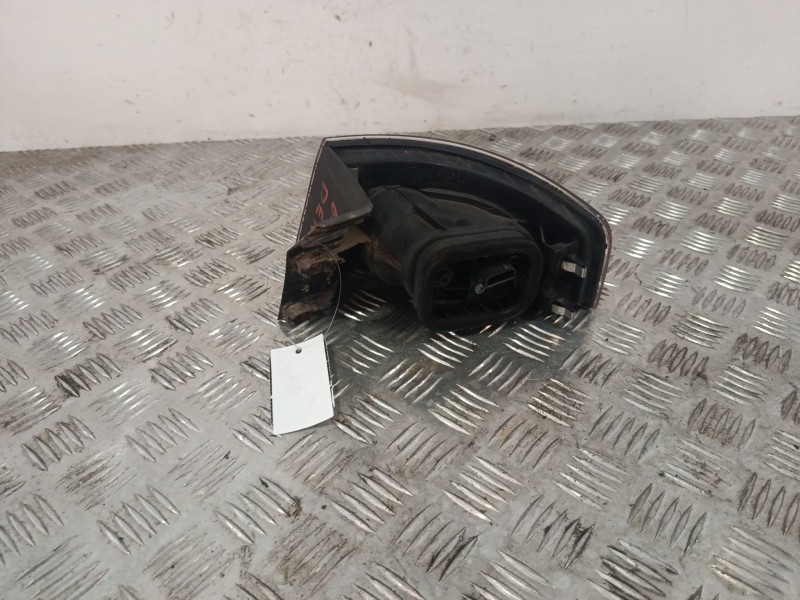 Recambio de piloto trasero izquierdo para seat ibiza iii (6l1) 1.4 16v referencia OEM IAM 6L6945095A  