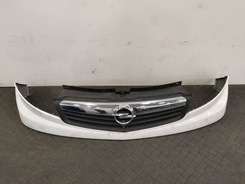 Recambio de rejilla delantera para opel vivaro a furgoneta (x83) 2.0 cdti (f7) referencia OEM IAM 623100248R  