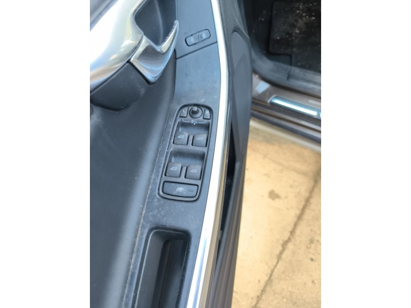 Recambio de mando elevalunas delantero izquierdo para volvo v60 i cross country (157) d4 referencia OEM IAM 31453266  