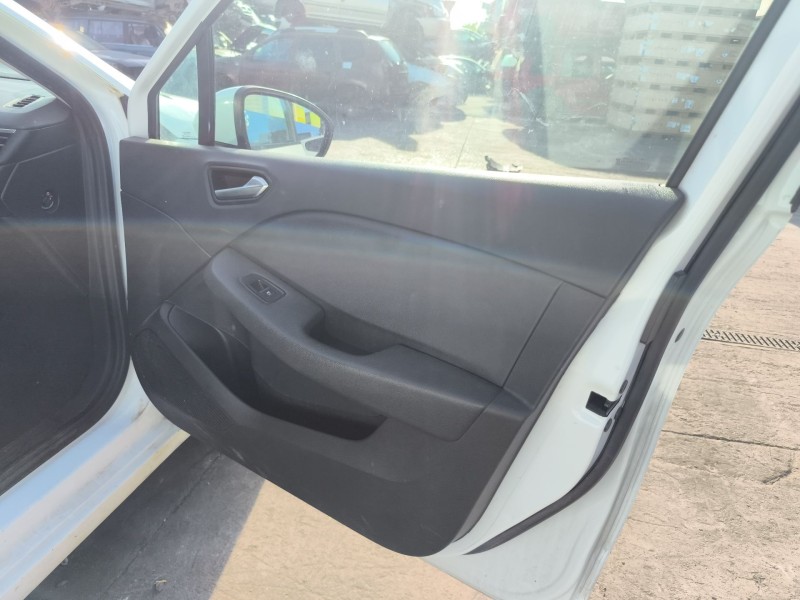 Recambio de elevalunas delantero derecho para renault clio v (b7_) 1.0 tce 100 (b7mt) referencia OEM IAM 807201776R  