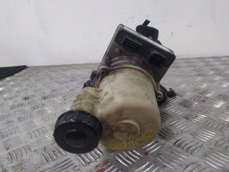 Recambio de bomba direccion para dacia duster (hs_) 1.5 dci referencia OEM IAM 491100032R  