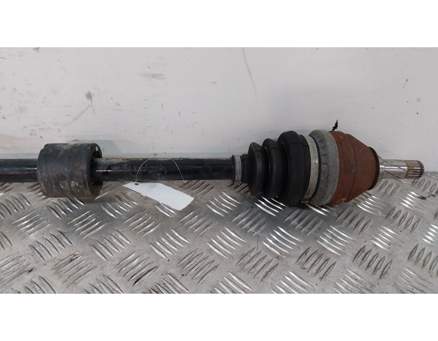 Recambio de transmision delantera derecha para opel zafira / zafira family b (a05) 1.8 (m75) referencia OEM IAM 92083310  