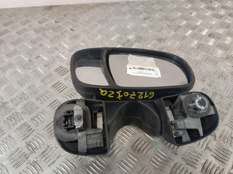 Recambio de retrovisor izquierdo para opel vivaro a furgoneta (x83) 2.0 cdti (f7) referencia OEM IAM 010022  