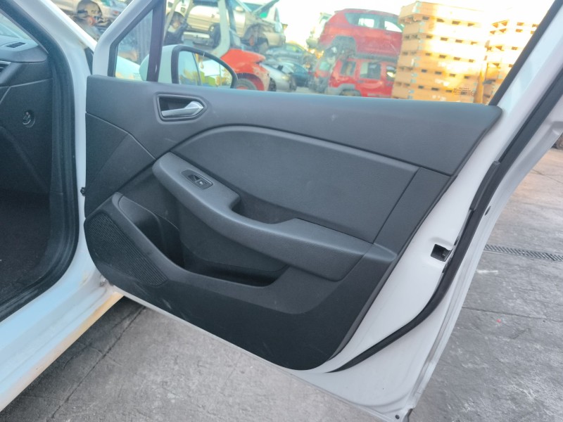 Recambio de guarnecido puerta delantera derecha para renault clio v (b7_) 1.0 tce 100 (b7mt) referencia OEM IAM   