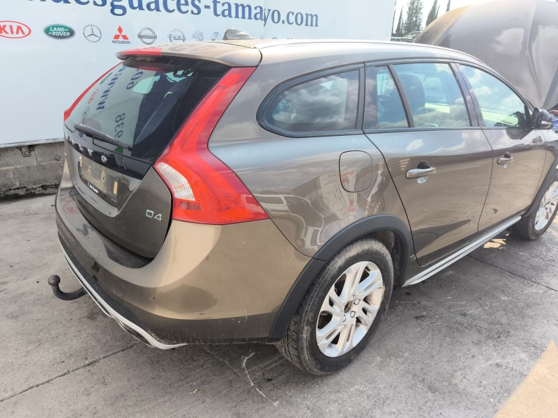 Recambio de deposito combustible para volvo v60 i cross country (157) d4 referencia OEM IAM 31372653  