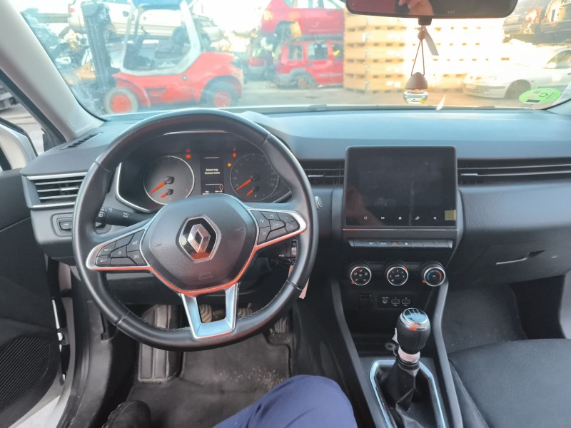 Recambio de salpicadero para renault clio v (b7_) 1.0 tce 100 (b7mt) referencia OEM IAM 681001535R  